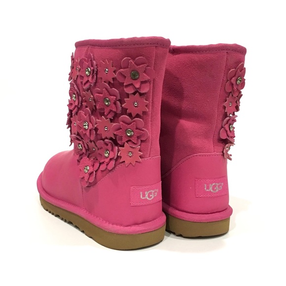 UGG CLASSIC SHORT II PETAL BOOTS -PINK AZALEA LEATHER -BIG KIDS US 5 -NEW - Picture 3 of 9